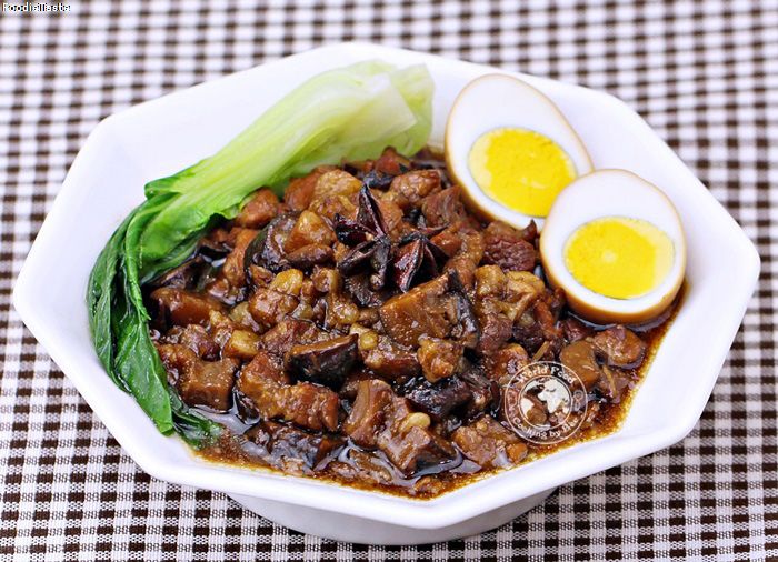 สูตรข้าวหน้าหมูสับ ไต้หวัน (Taiwanese Braised Pork Rice Bowl)