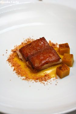 Sucking pig belly with fennel seeds :  เซ็ทเมนูอาหารกลางวัน ที่ Rossini รอสซินีส์ เชอราตัน แกรนด์ สุขุมวิท