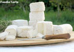 เนยแข็งประเภท Soft-White Cheese เช่น Brie,Camembert,Neufchatel