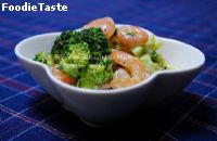 Ebi Broccoli salad....... エビブロッコリーサラダ