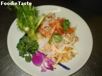 ยำเฟนเนลกุ้งสด (Fennel Salad with prawn)