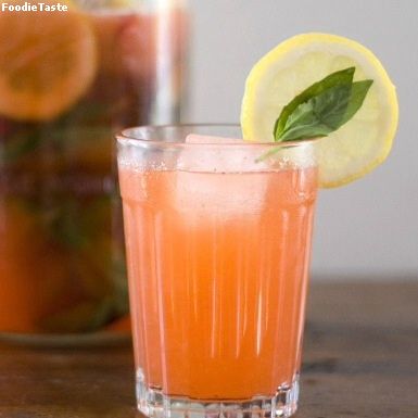 น้ำสตอเบอร์รี่มะนาวปั่น - Strawberry Basil Lemonade