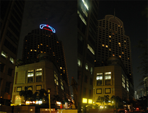 โรงแรมคอนราด กรุงเทพฯ ร่วมรณรงค์ ปิดไฟ 1 ชั่วโมง เพื่อให้โลกพัก
